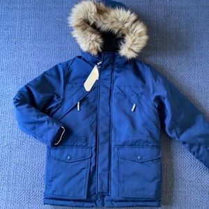 New with tag Gap insulated winter coat size L